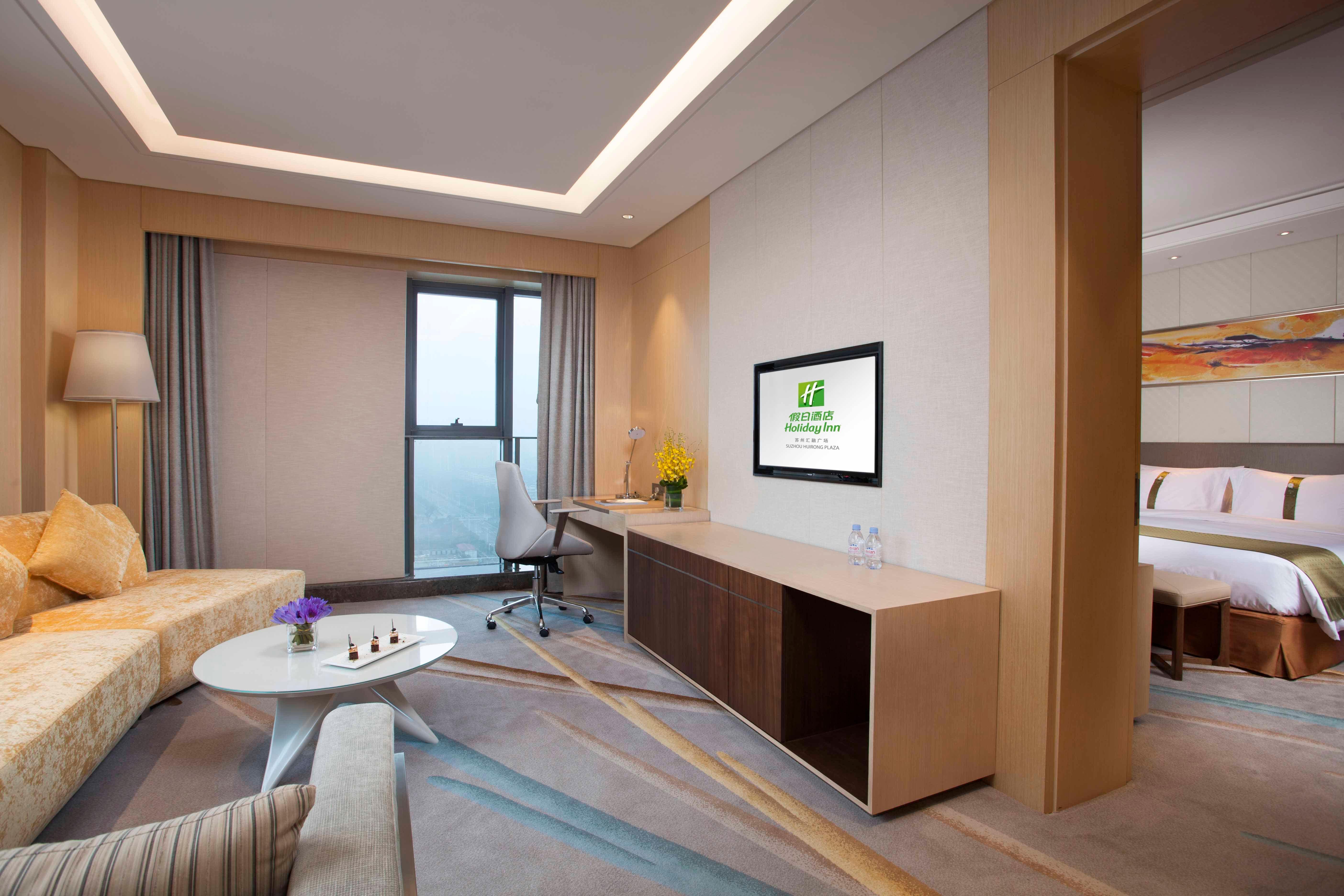 Holiday Inn Suzhou Huirong Plaza, An Ihg Hotel Exterior photo